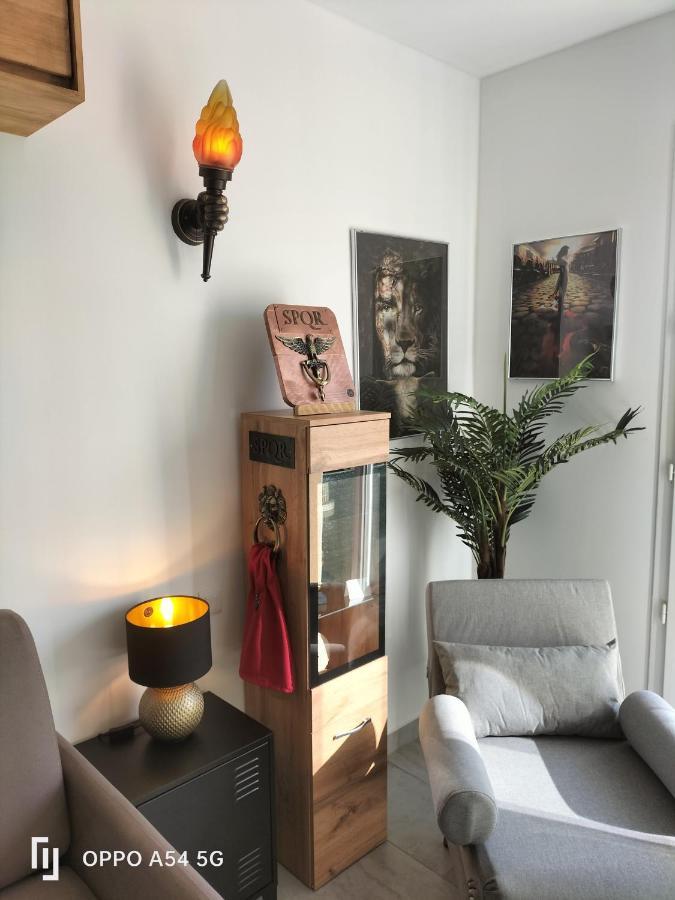 Antiqua Roma Spqr Cubiculum Apartment Port-la-Nouvelle Luaran gambar