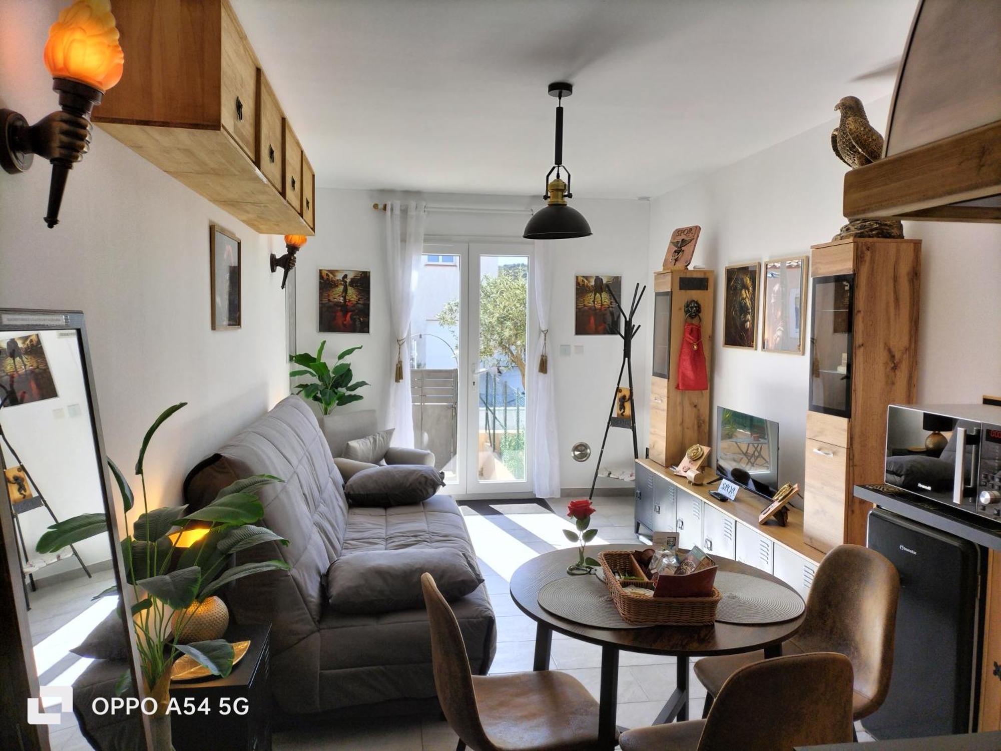 Antiqua Roma Spqr Cubiculum Apartment Port-la-Nouvelle Luaran gambar